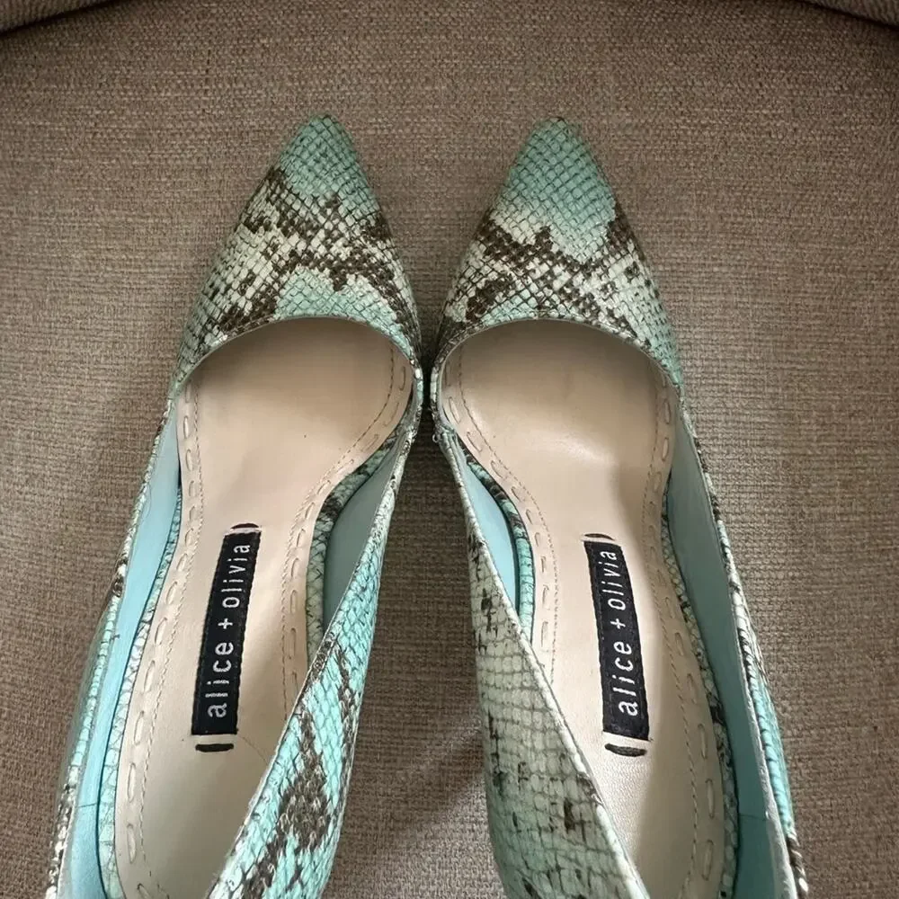 Alice + Olivia Dina 110 Snakeskin Heels - Picture 3 of 7